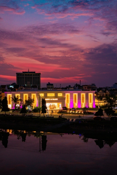 Happy Palace về đêm
